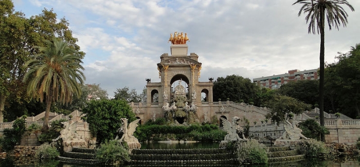 Parque de la Ciudadela - <a href='http://es.wikipedia.org/wiki/Archivo:Ciutadella_Park_fountain.jpg' target='_blank' rel='nofollow'>Autor</a> Parque de la Ciudadela
